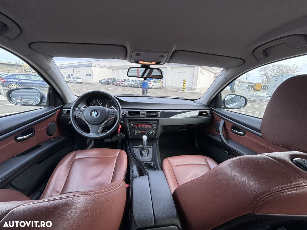 BMW Seria 3 320d Coupe Aut. - 15