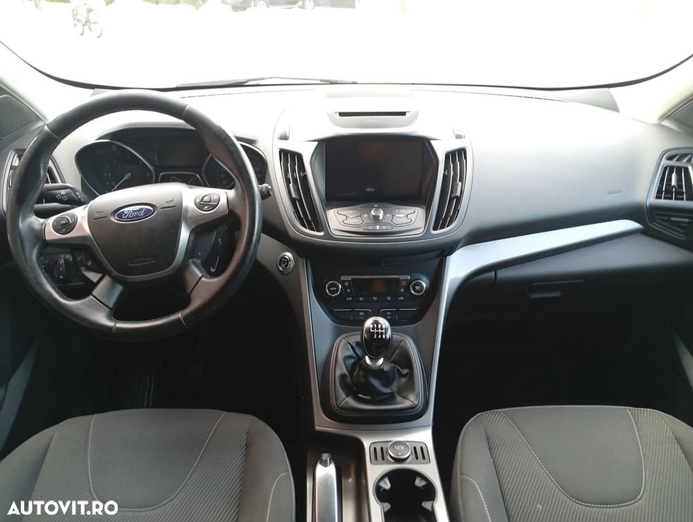 Ford Kuga 2.0 TDCi Titanium - 6