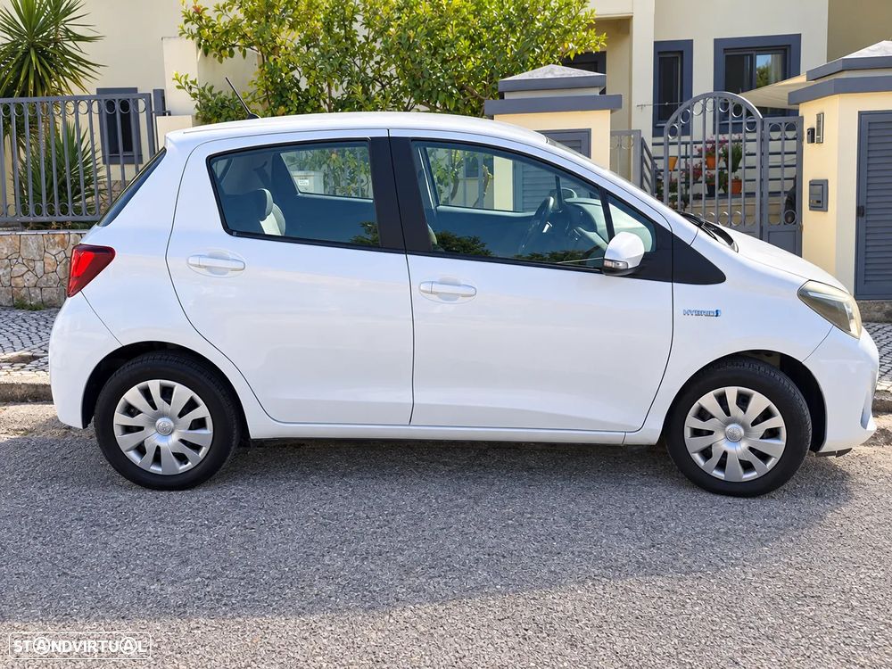 Toyota Yaris - 6