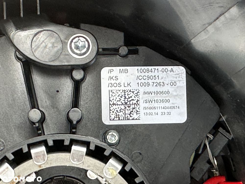 PRZEŁĄCZNIK TAŚMA TESLA MODEL S 1008303-00-D. - 3