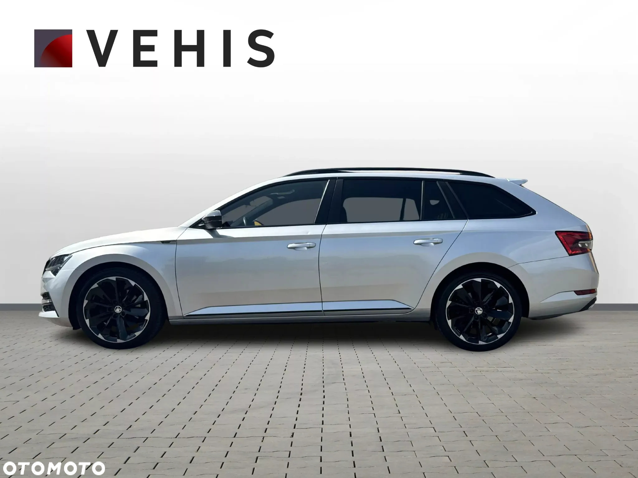 Skoda Superb 2.0 TDI SCR Sportline DSG - 4