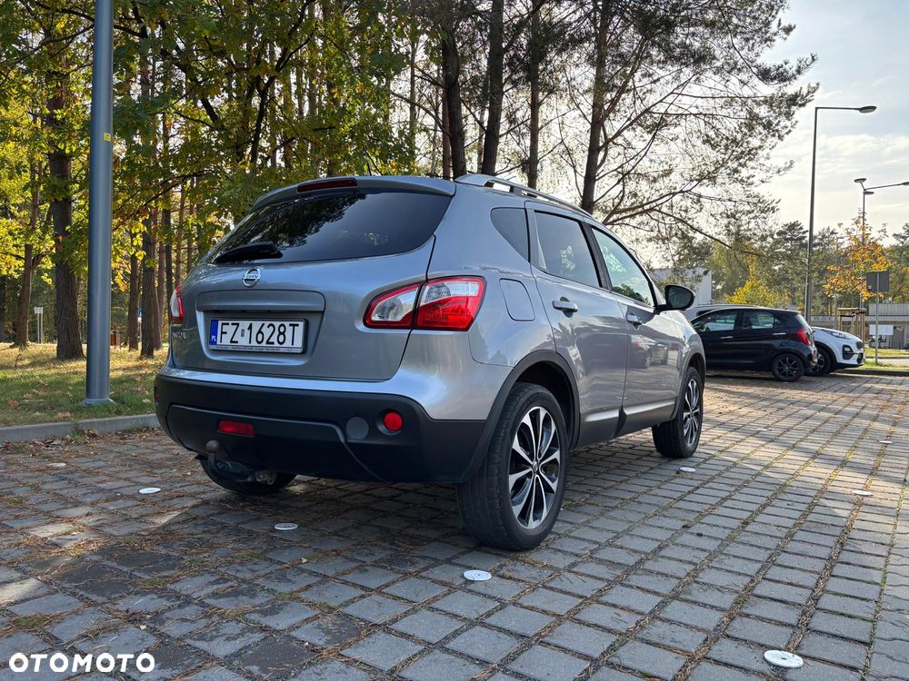 Nissan Qashqai 2.0 Tekna CVT - 6