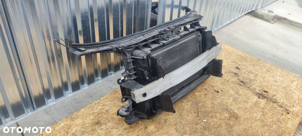 PAS PRZEDNI KOMPLETNY AUDI A3 8P 1.9 TDI 08-2012 2 - 3