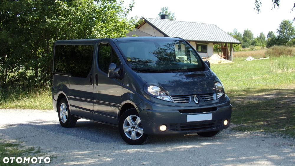 Renault Trafic - 1