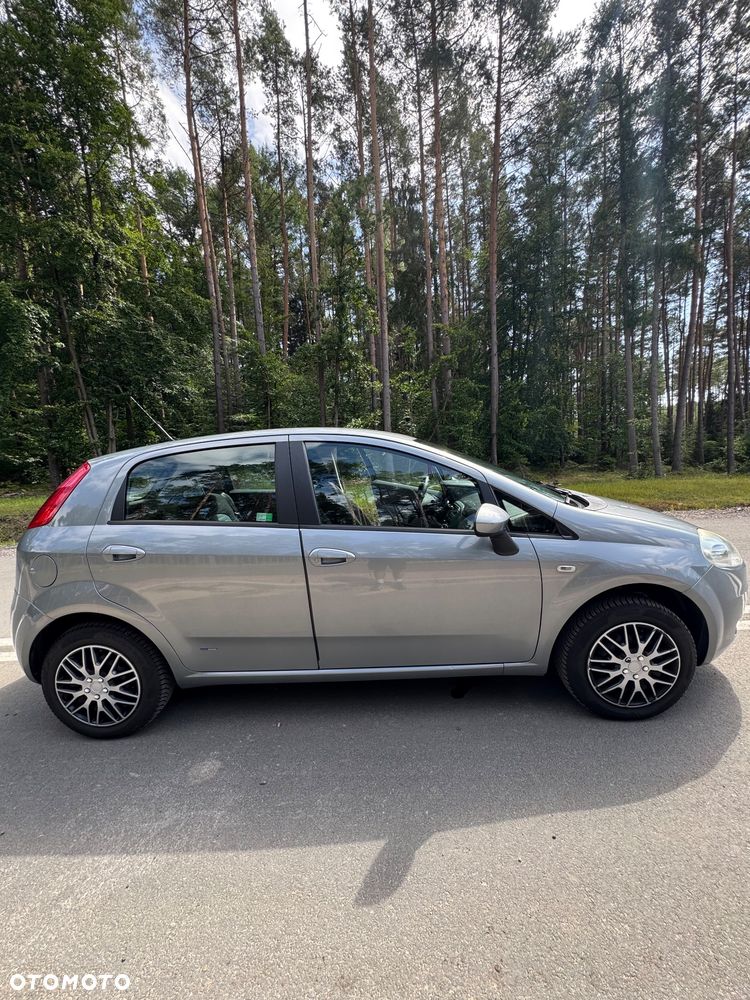 Fiat Grande Punto - 26