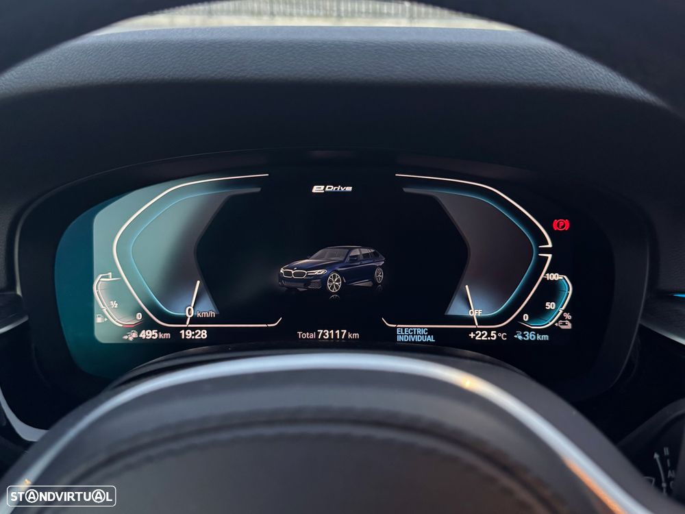 BMW 530 e Pack Desportivo M - 14
