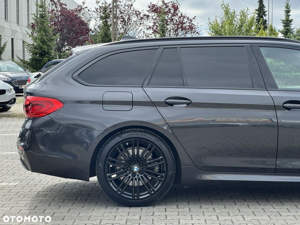 BMW Seria 5 520d M Sport Edition - 12
