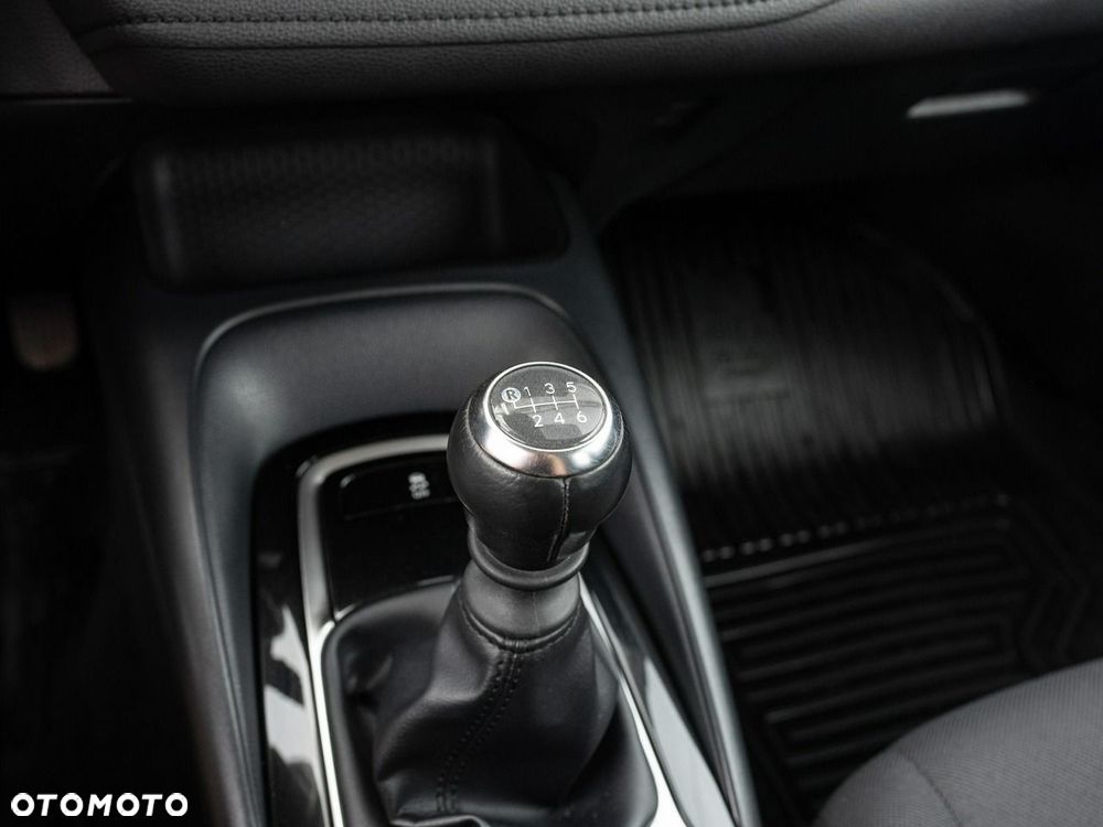 Toyota Corolla 1.5 Comfort - 16