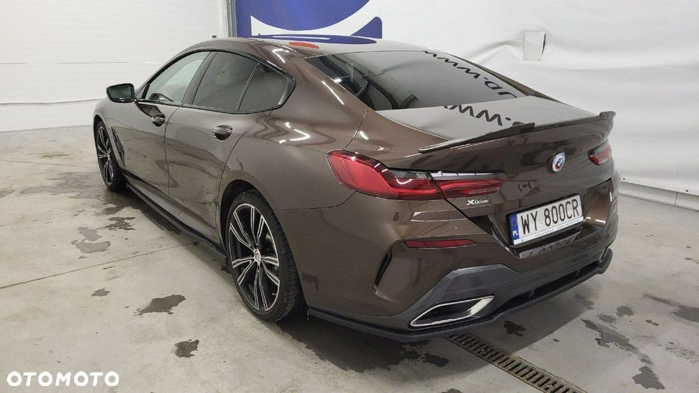 BMW Seria 8 840d xDrive mHEV - 8