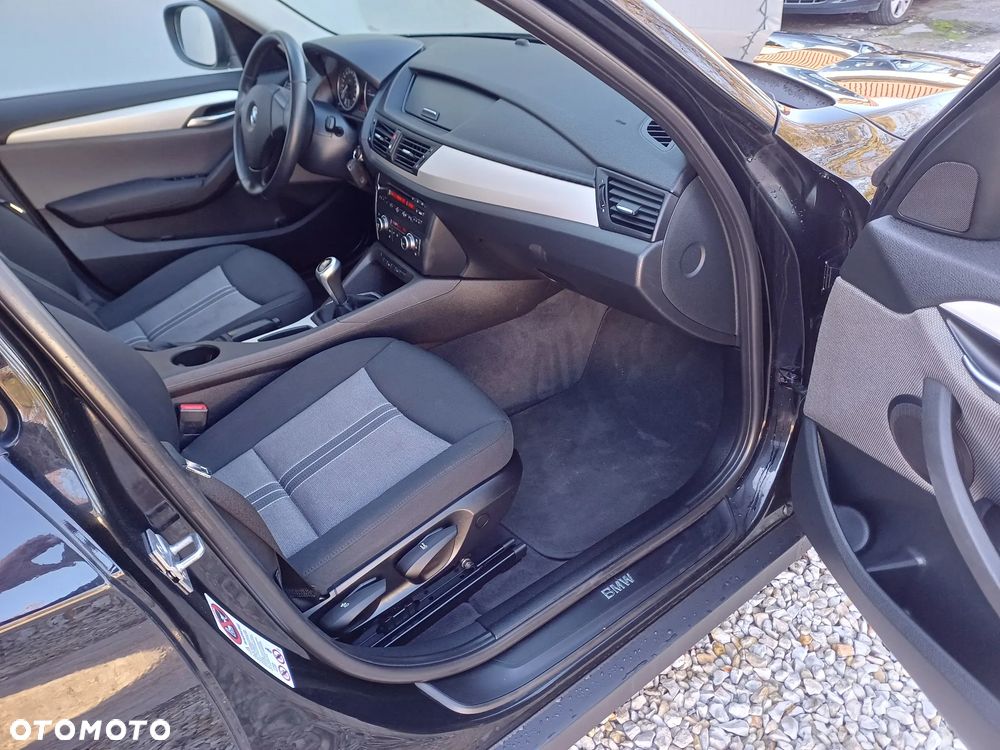 BMW X1 sDrive18d - 15