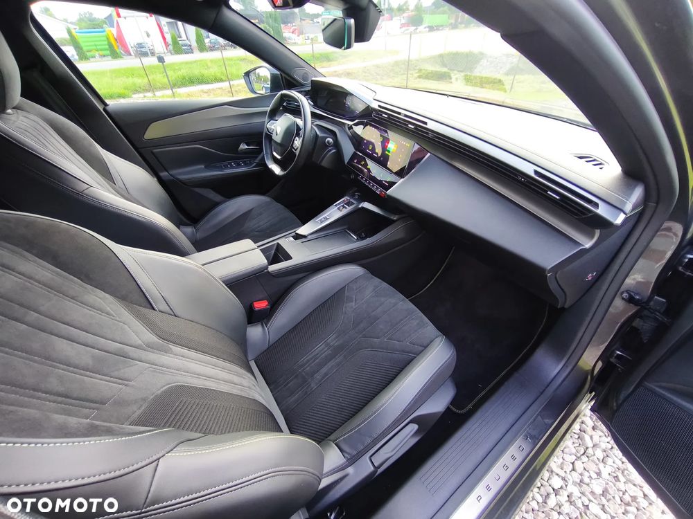 Peugeot 308 BlueHDi 130 EAT8 GT - 23