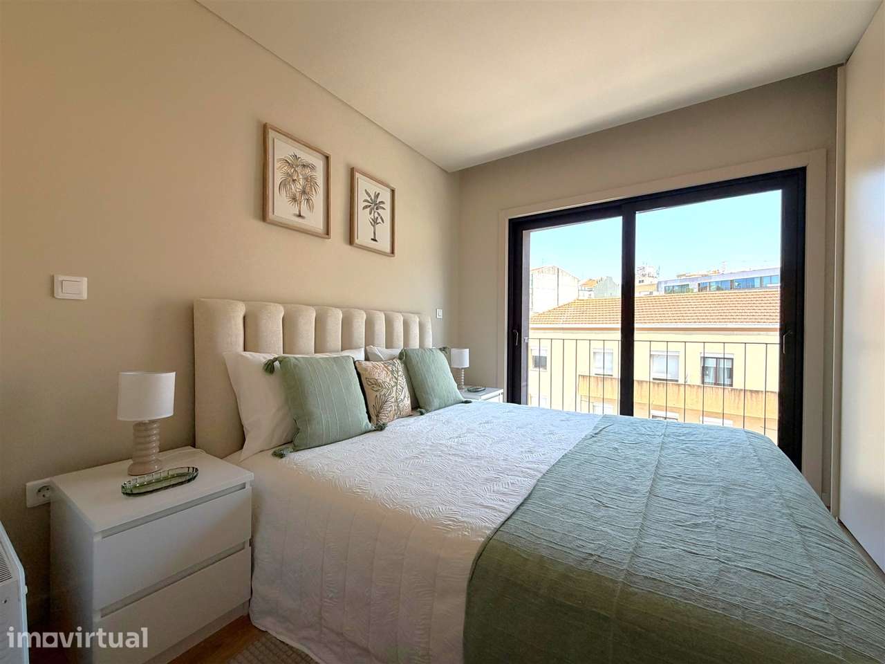 T1 novo mobilado e equipado com despesas incluídas| Boavista | Casa da - Grande imagem: 3/15