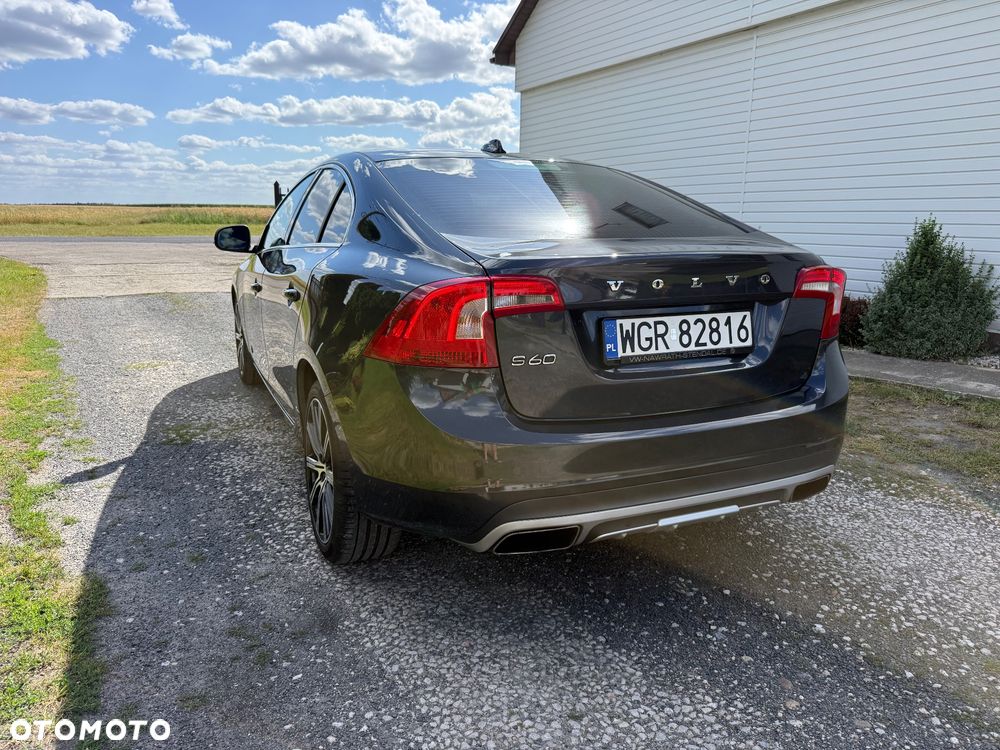 Volvo S60 D3 Drive-E R-Design Momentum - 9
