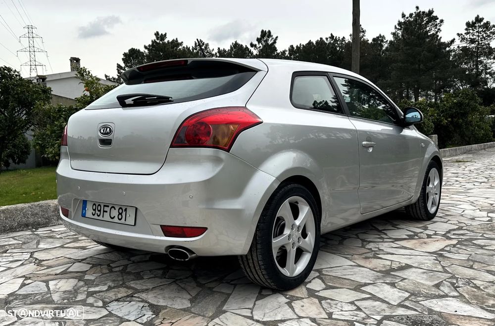 Kia Ceed S Coupé 1.6 CRDi TX - 8