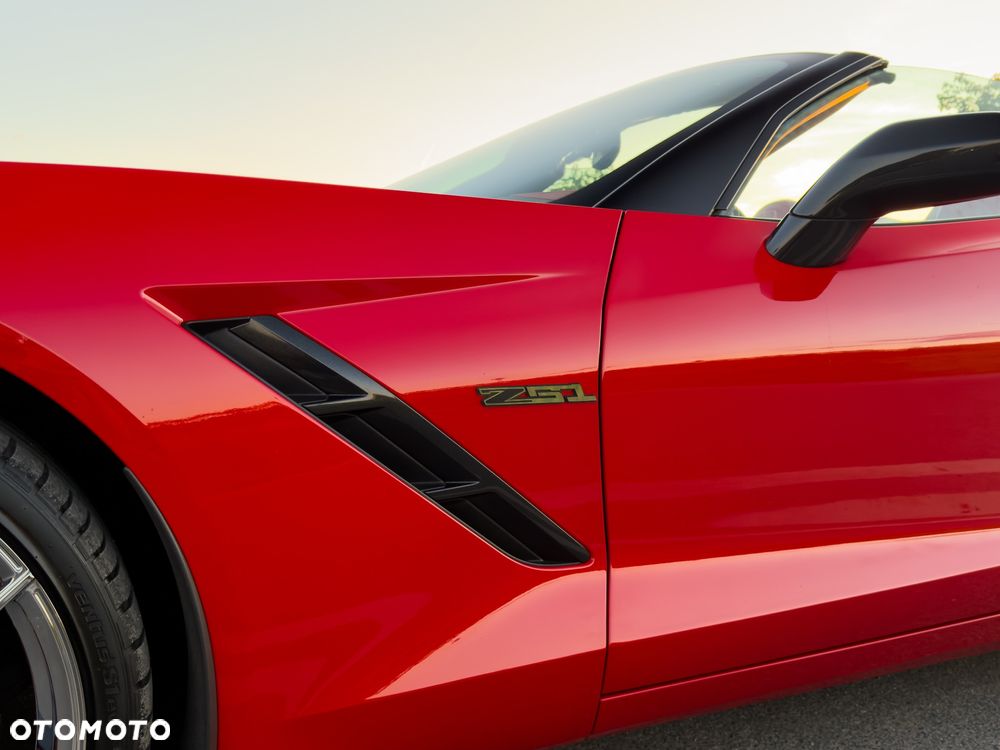 Chevrolet Corvette - 20