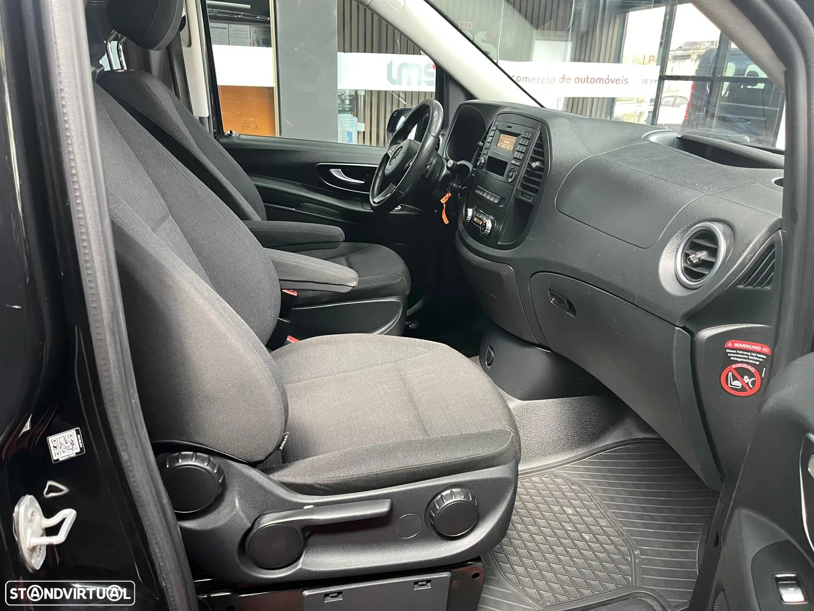 Mercedes-Benz Vito Tourer 116 CDI Extra-Longa Aut. EDITION - 9
