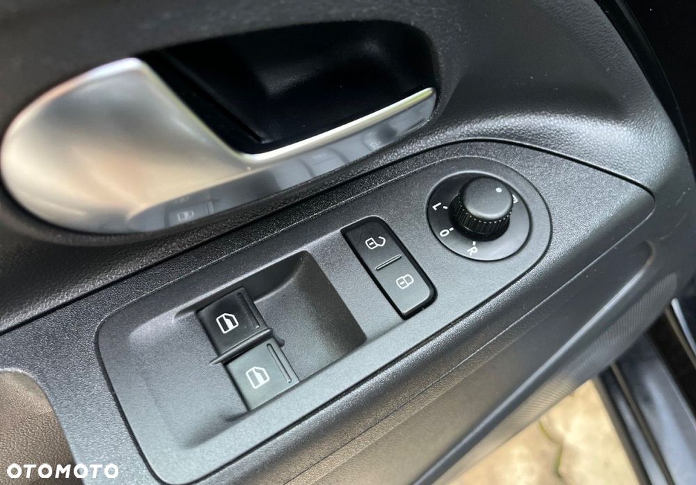 Volkswagen up! - 22