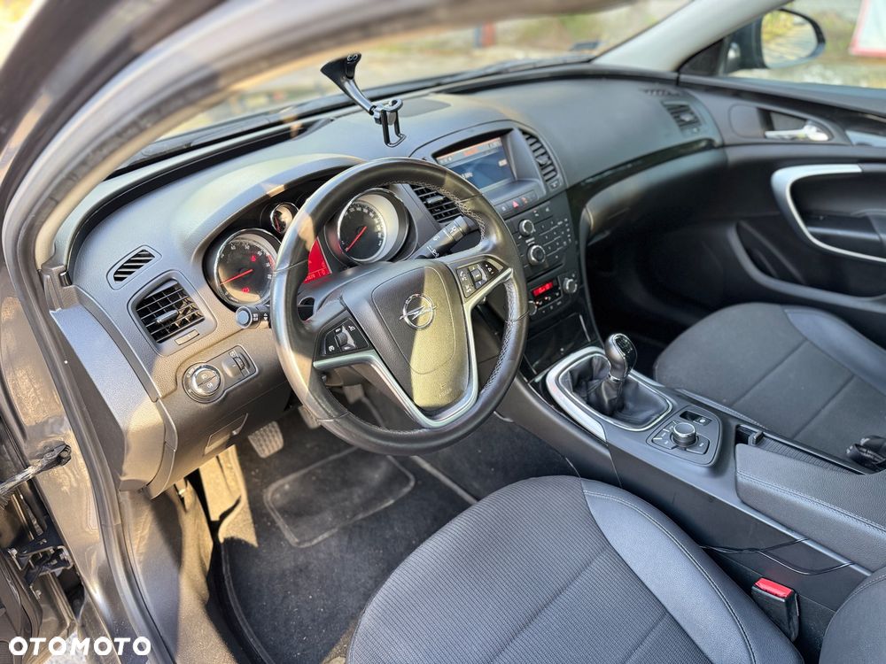 Opel Insignia 1.6 Turbo - 11