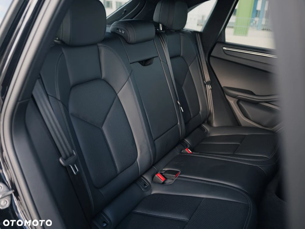 Porsche Macan - 20