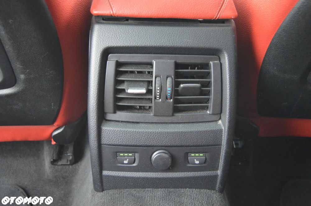 BMW Seria 3 - 35
