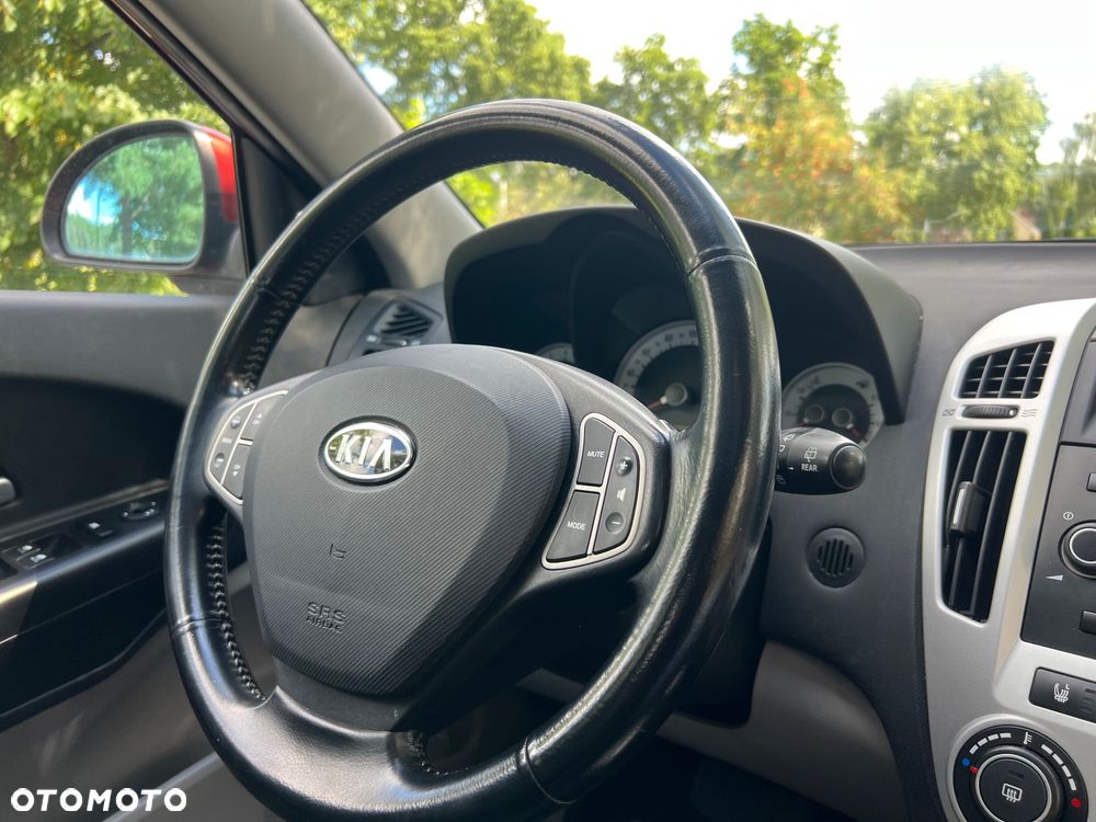Kia Ceed 1.6 CVVT Automatik EX - 11