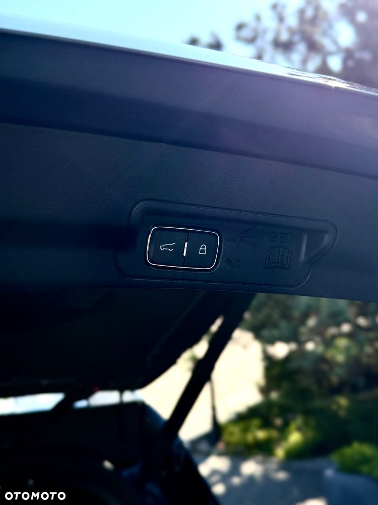 Ford Explorer - 15