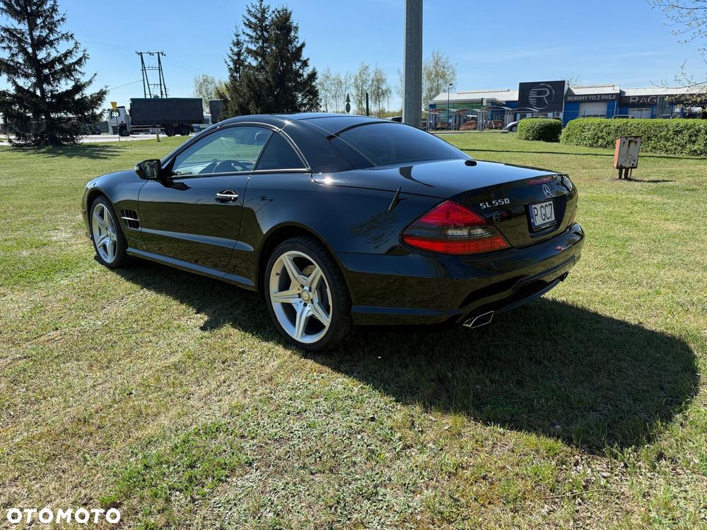 Mercedes-Benz SL - 12