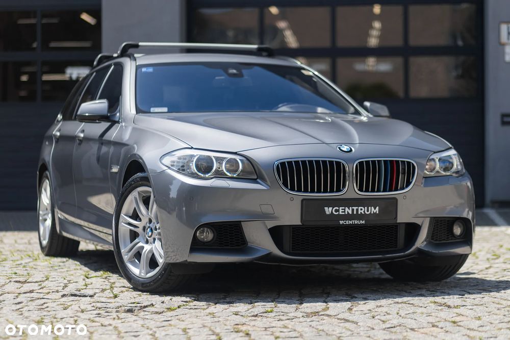 BMW Seria 5 528i xDrive - 9
