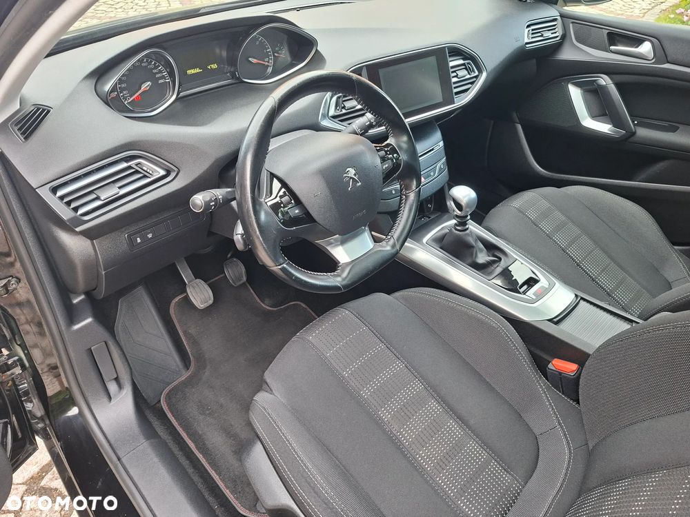 Peugeot 308 HDi FAP 150 Business Line Niveau 2 - 12