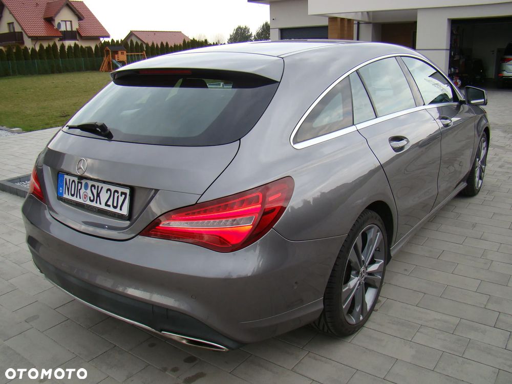 Mercedes-Benz CLA 200 UrbanStyle Edition - 11