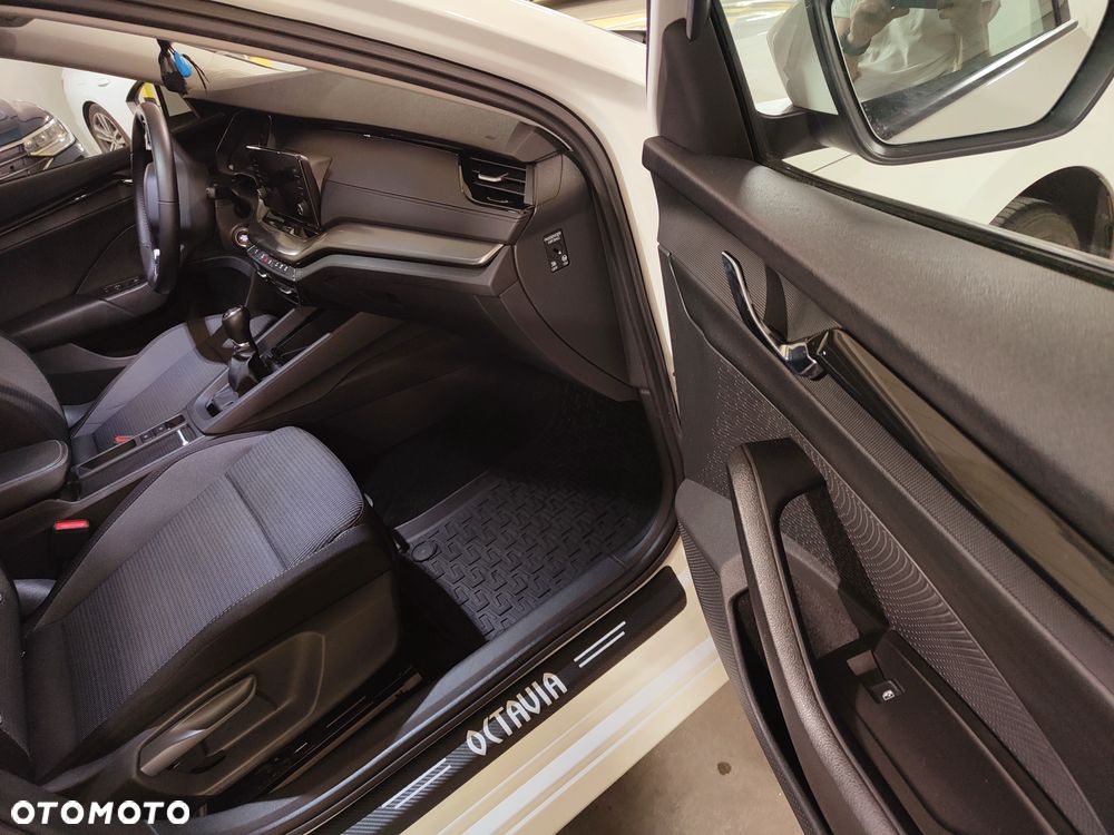 Skoda Octavia 1.5 TSI ACT Ambition - 21