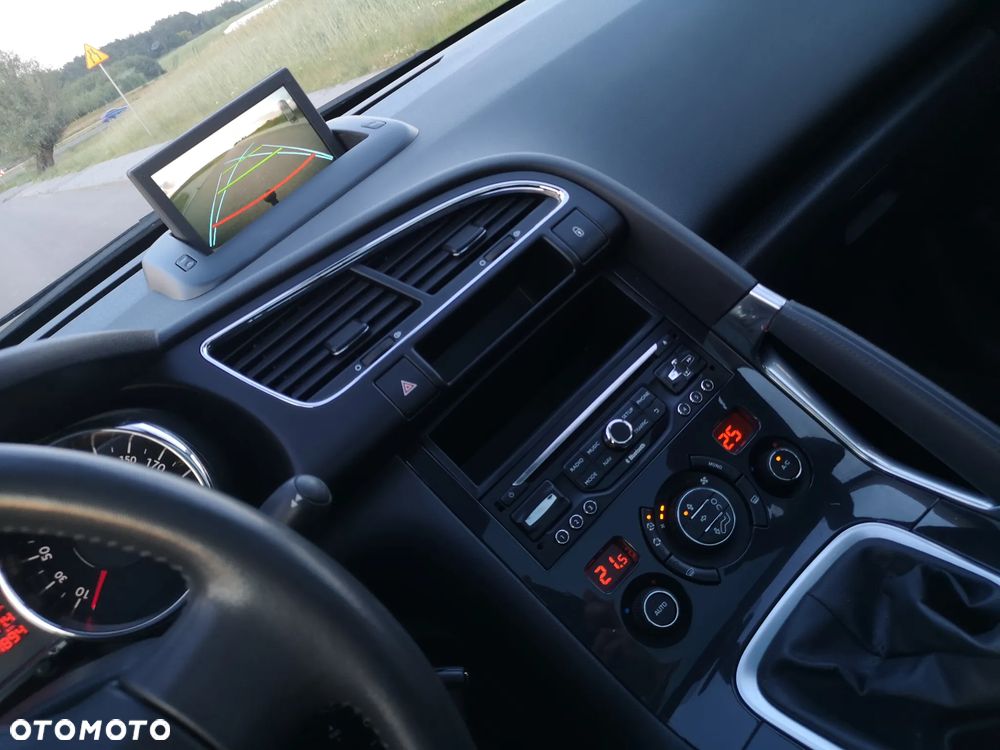 Peugeot 3008 1.6 Premium - 9