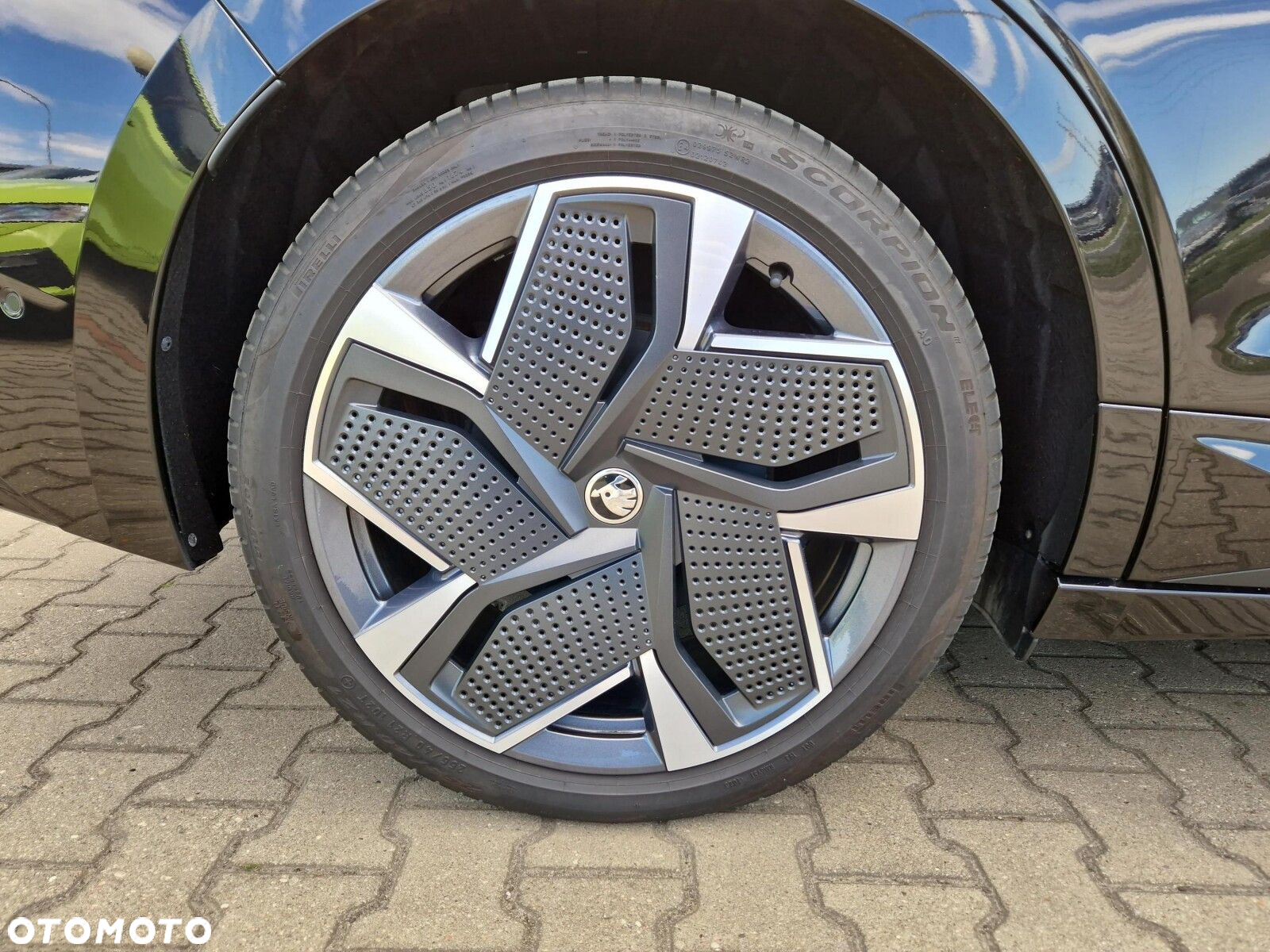 Skoda Enyaq RS 82kWh Maxx - 40