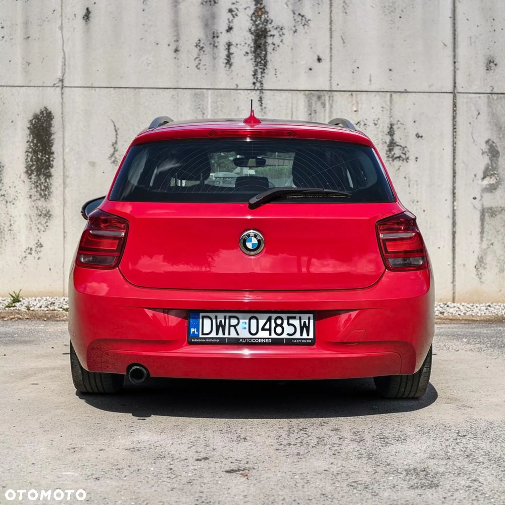 BMW Seria 1 116i - 4