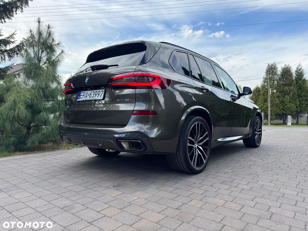 BMW X5 xDrive40i - 9