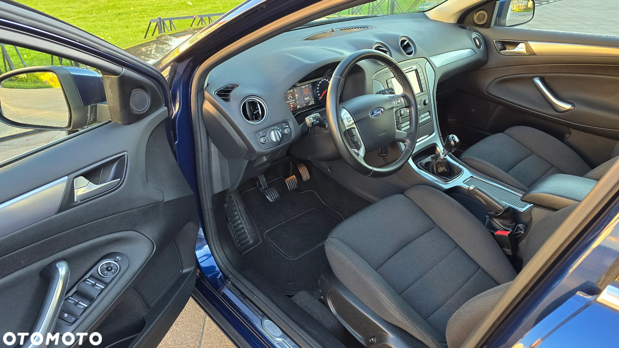 Ford Mondeo - 9