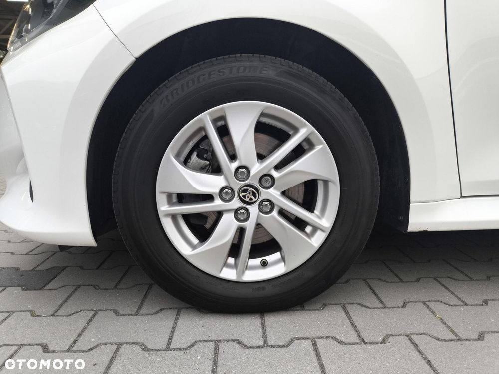 Toyota Yaris - 10