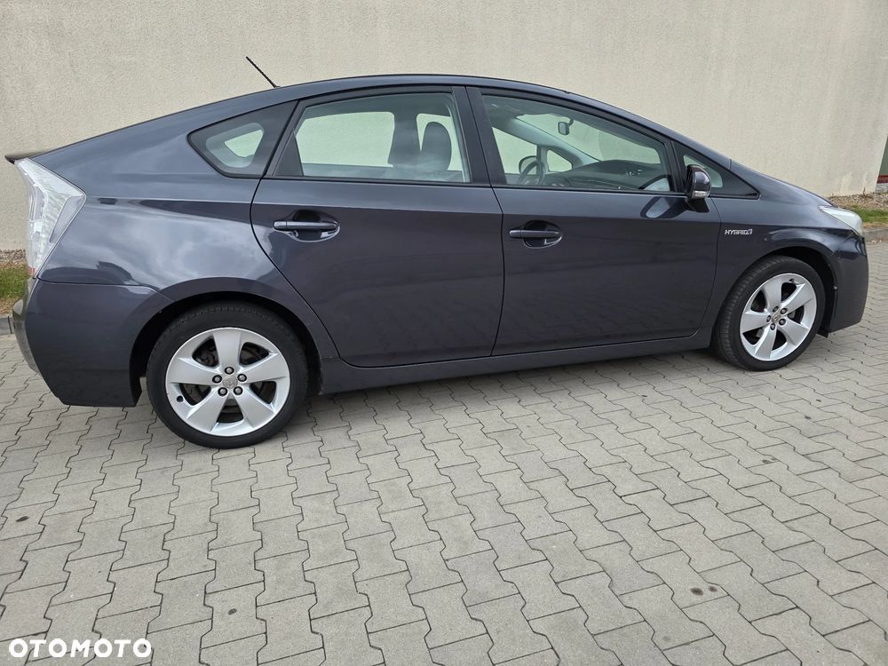 Toyota Prius - 9