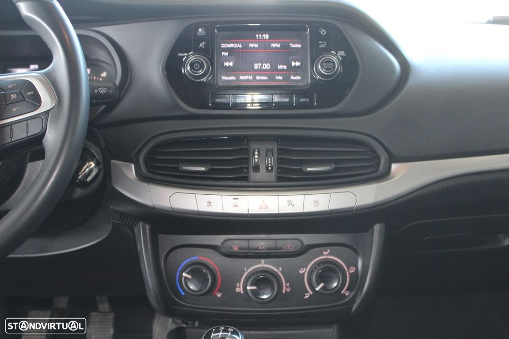 Fiat Tipo Station Wagon 1.3 M-Jet Street - 15