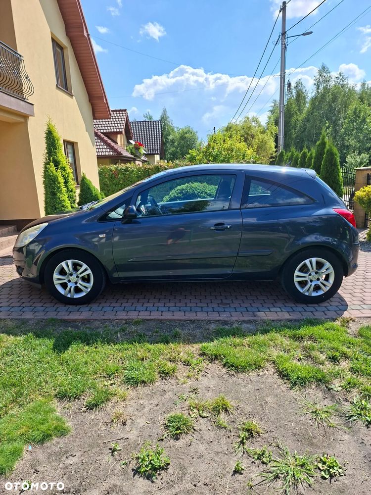 Opel Corsa 1.2 16V Cosmo - 4