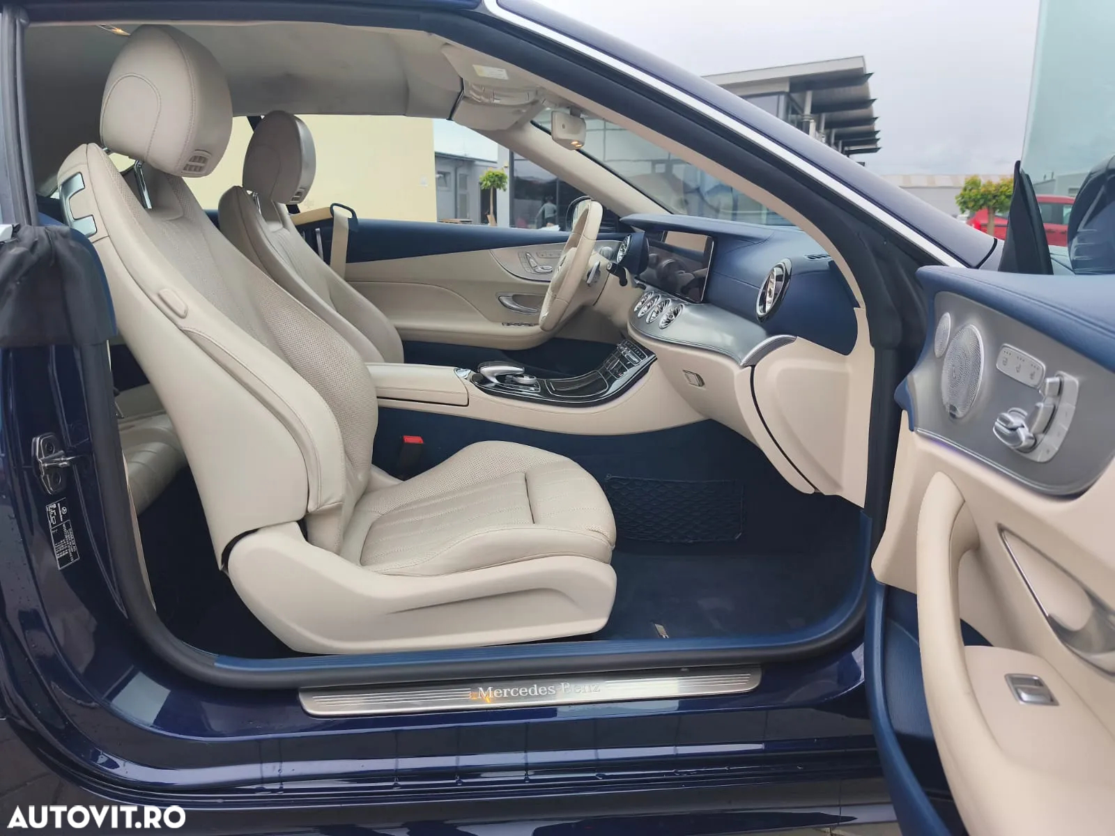 Mercedes-Benz E 400 4MATIC Cabrio - 18