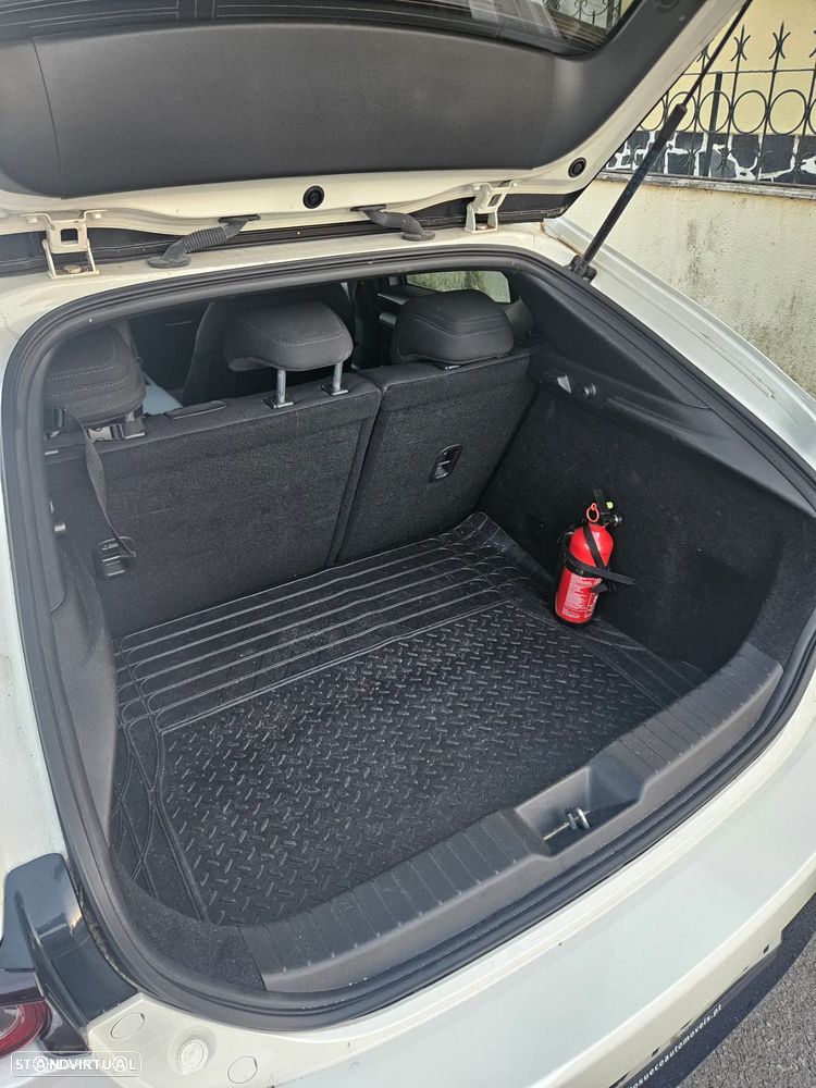 Mazda 3 - 11