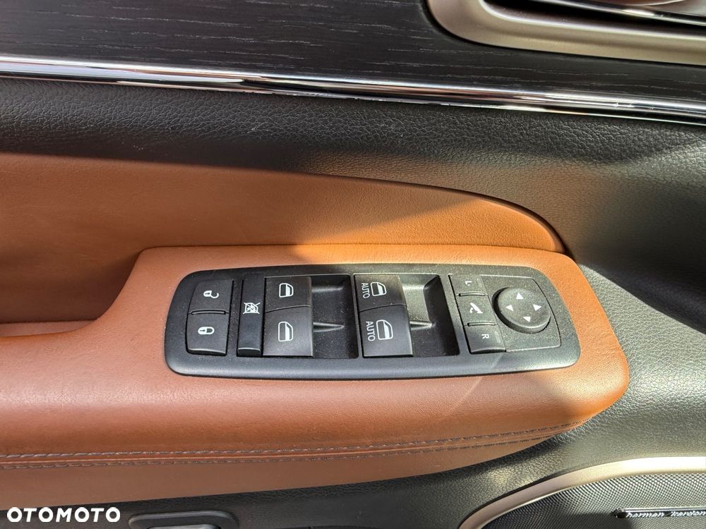Jeep Grand Cherokee 5.7 V8 HEMI Summit - 20