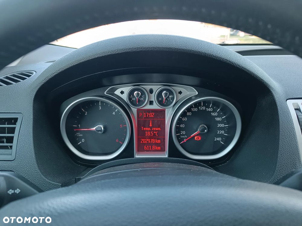 Ford Kuga 2.0 TDCi Titanium MPS6 - 8