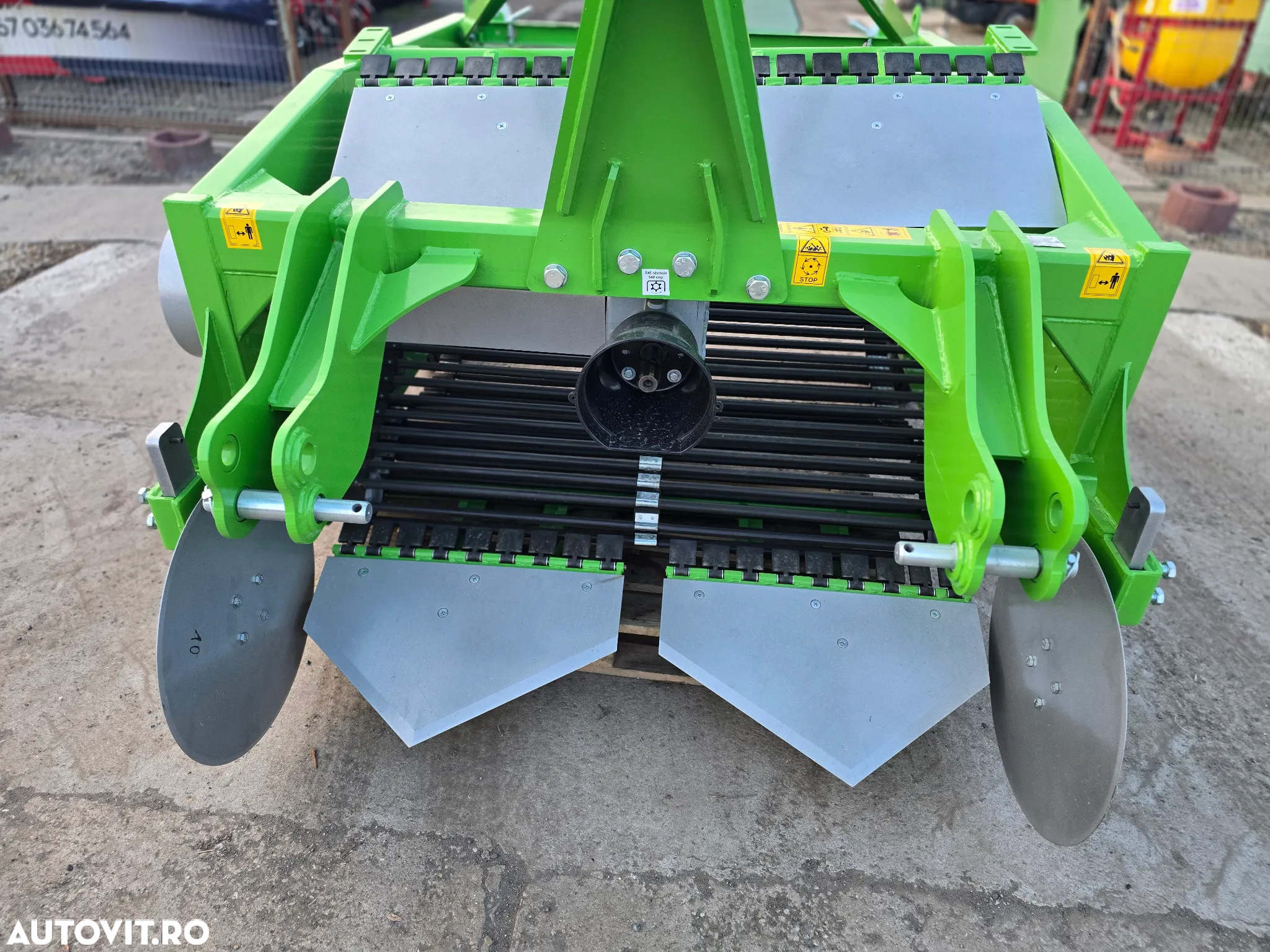 BOMET UPUS Z656 - 5