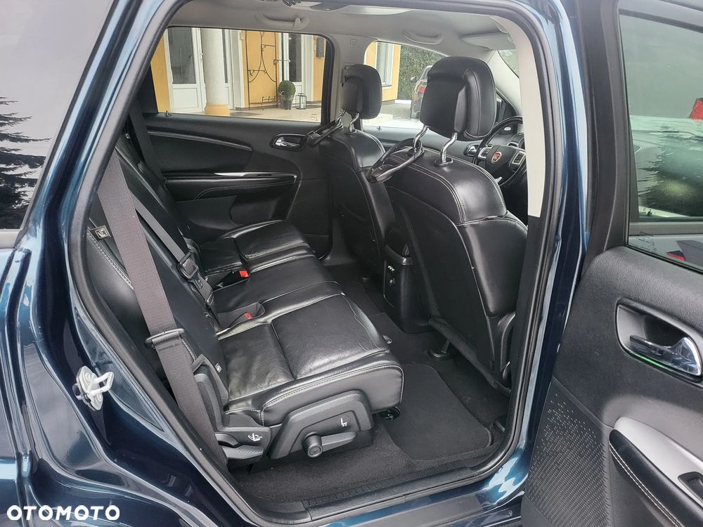 Fiat Freemont 2.0 Multijet 16V DPF Automatik Allrad Black Code - 23