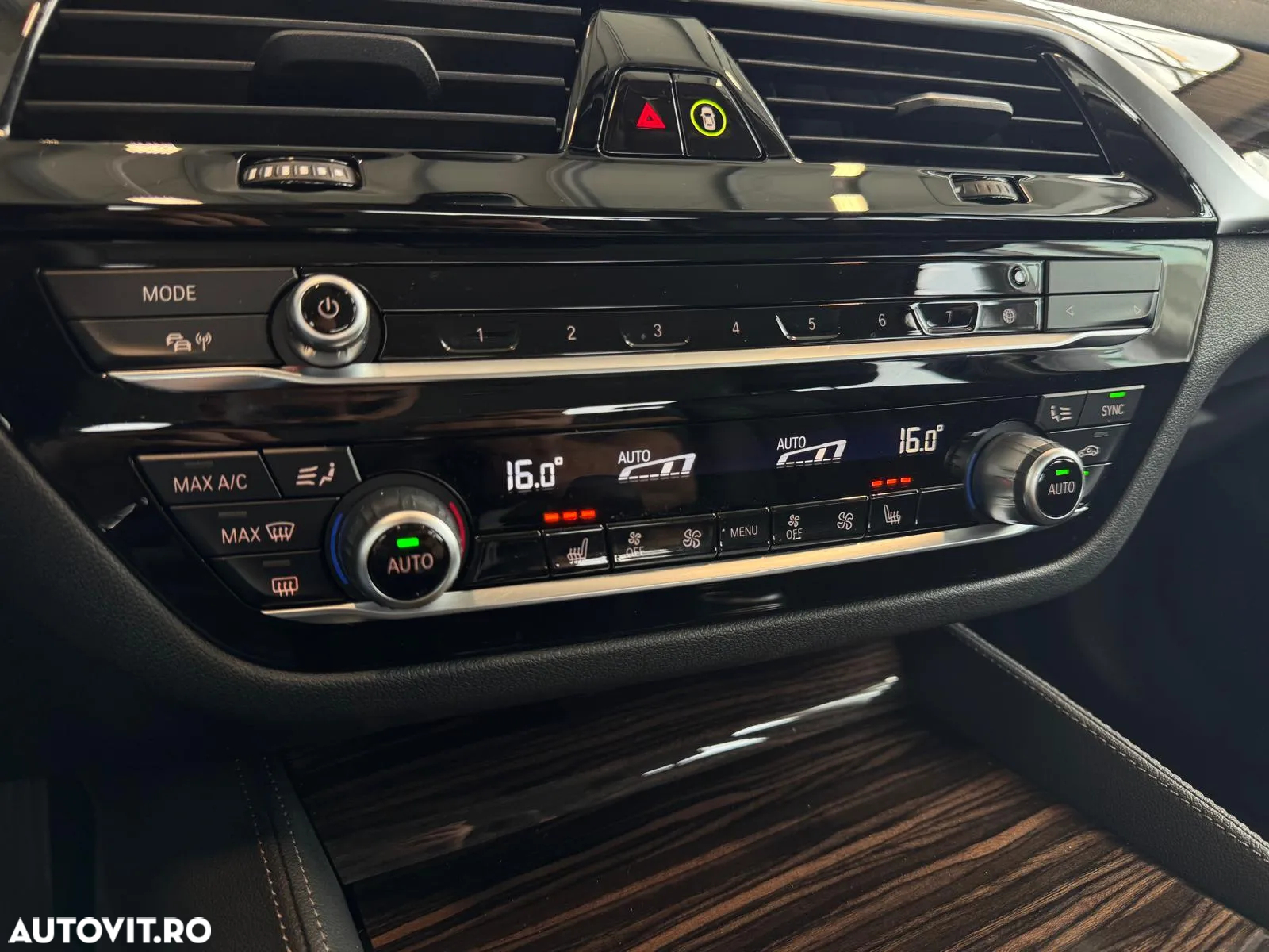 BMW Seria 5 530e xDrive Aut. Luxury Line - 20