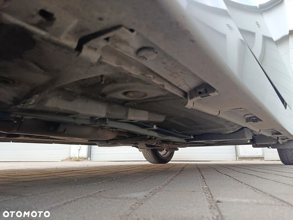 Toyota Verso 2.0 D-4D - 31