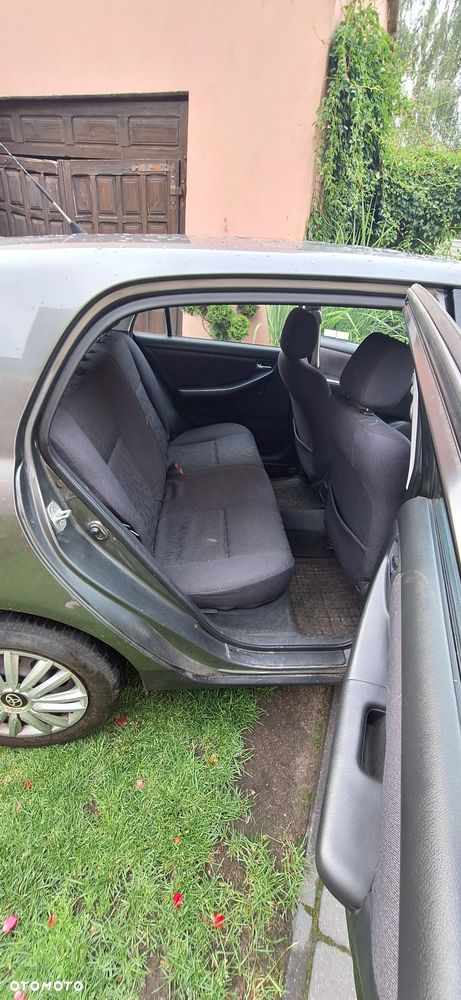 Toyota Corolla 1.4 VVT-i Base - 9