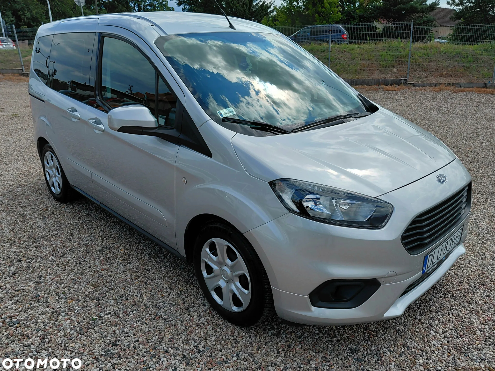 Ford Tourneo Courier 1.5 TDCi Trend - 20